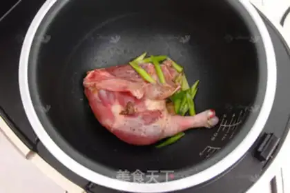Make Grinch and duck legs step 3