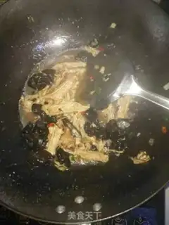 Make Juicy walnut fish step 11