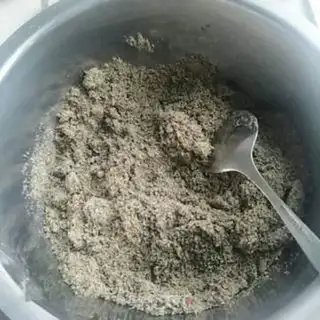 Make Piggy soup step 1
