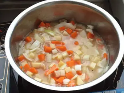 Make curry-fruit soup step 5