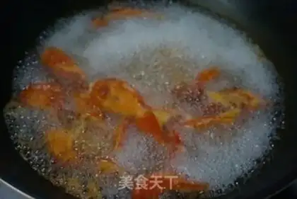 Make Tomato egg soup step 2