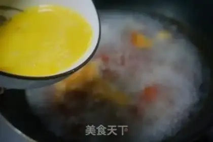 Make Tomato egg soup step 4