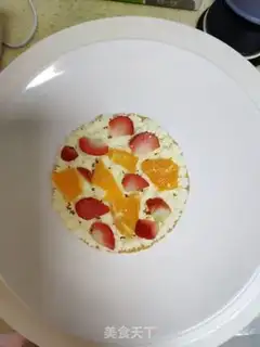 Make Strawberry naked cake step 9