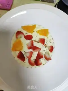 Make Strawberry naked cake step 12