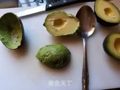 Make Pear guacamole salad step 0