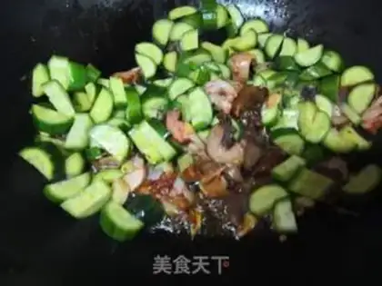 Make Orléans chicken cucumber step 4