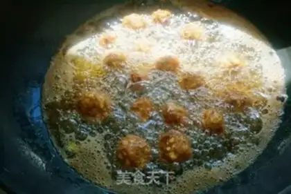 Make Dried fried balls step 3