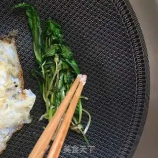 Make Fried goose eggs step 11