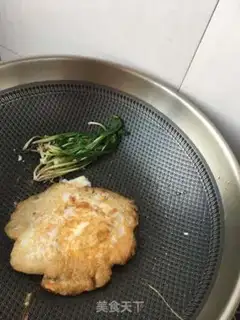 Make Fried goose eggs step 12