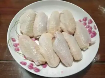 Make Coke chicken wings step 1