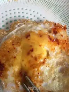 Make Fried goose eggs step 18