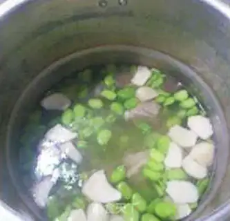 Make Porphyllos, bean ribs soup step 11