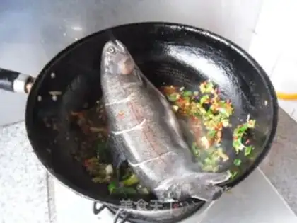 Make Hot rainbow trout step 5