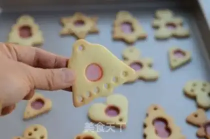 Make Glass heart cookies step 9