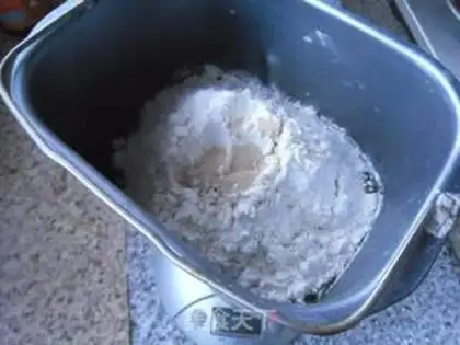 Make Honeytree rolls step 0