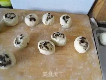 Make Honeytree rolls step 8