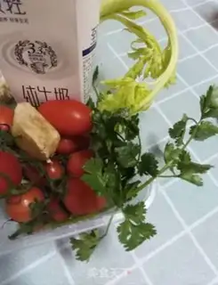 Make Shrimp noodles step 1
