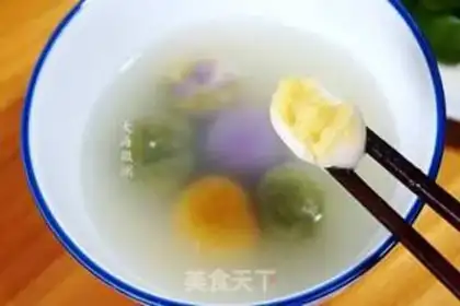 Make Colour soup round step 8