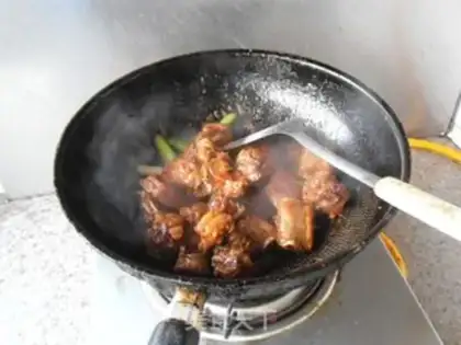Make Ribs burning potatoes step 8
