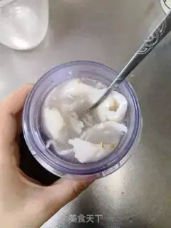 Make Coconut juice step 1