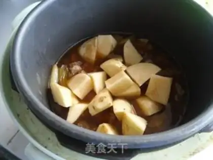 Make Ribs burning potatoes step 12