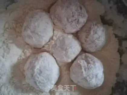 Make Red potato ball step 4