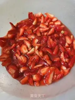 Make Strawberry sauce step 4