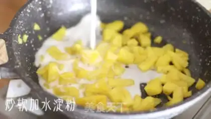 Make Pineapple pie step 4