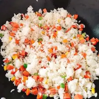 Make Pineapple rice step 8