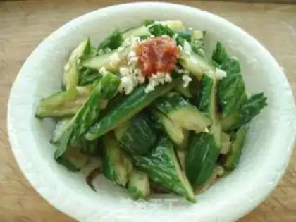 Make Quick vase cucumber step 3