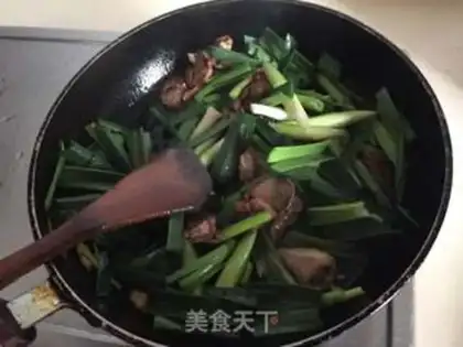 Make Garlic and chicken step 4