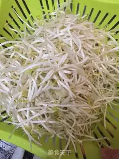 Make Green bean sprouts step 0