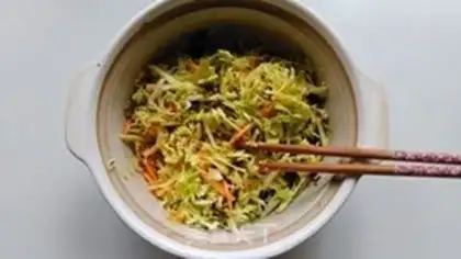 Make Spring rolls step 4