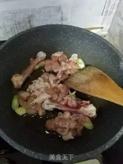 Make Potato chicken gravy step 2
