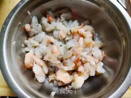 Make Shrimp dumplings step 1