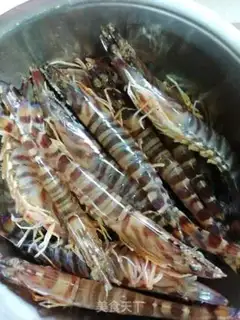 Make White burning shrimp step 0