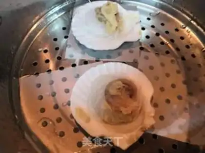 Make A garlic fan scallop step 0