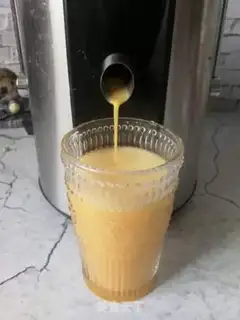 Make Ugly orange juice step 3
