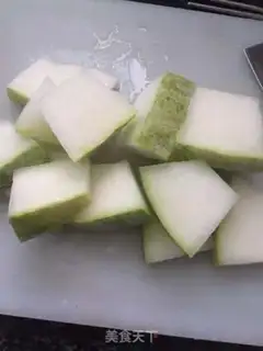 Make Sea-belt melon bone soup step 1