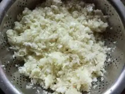 Make Yellow sprouts and white dumplings step 3