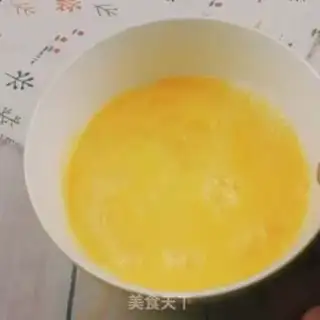 Make Egg flower tofu soup step 0
