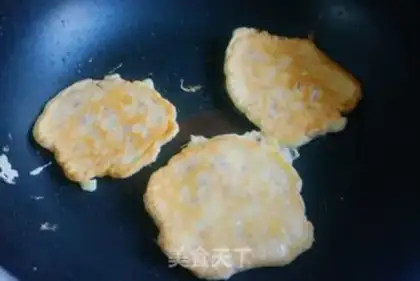 Make Onion eggcake step 6