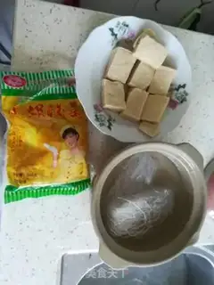 Make Sour tofu fans step 1