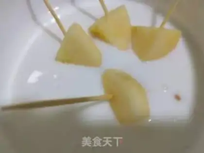 Make Apple yogurt step 1