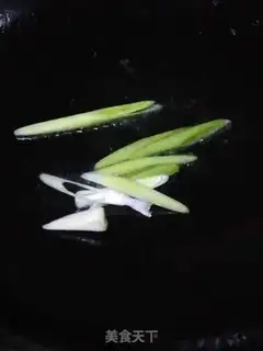 Make Black bean sprouts thousands of silks step 2