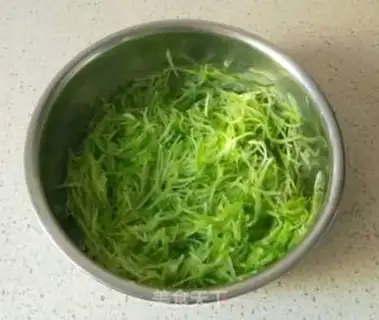 Make Blue radish bun step 3