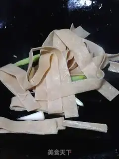Make Black bean sprouts thousands of silks step 3