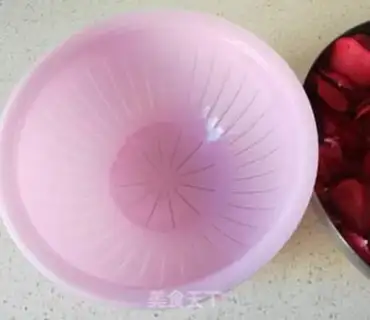 Make Homemade rose sauce step 2