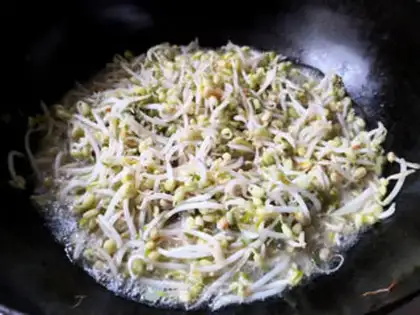 Make Soccer bean sprouts step 5