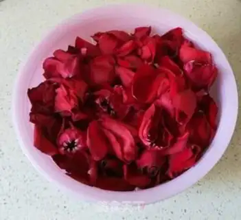 Make Homemade rose sauce step 4